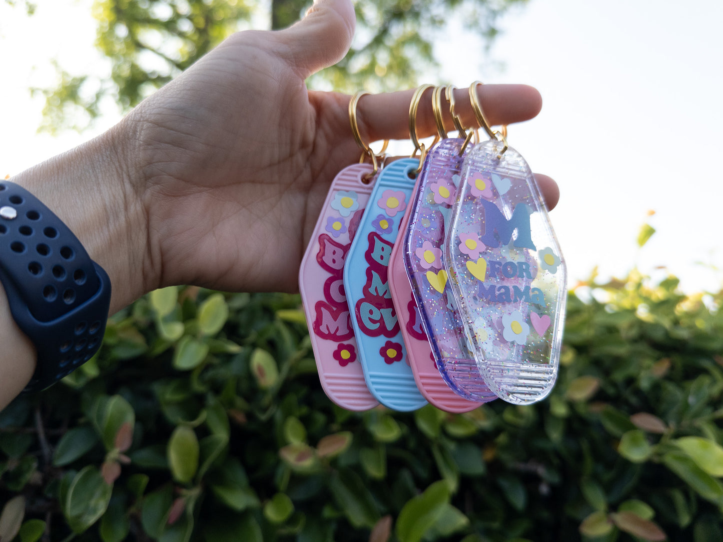 Retro Mama Motel Keychain