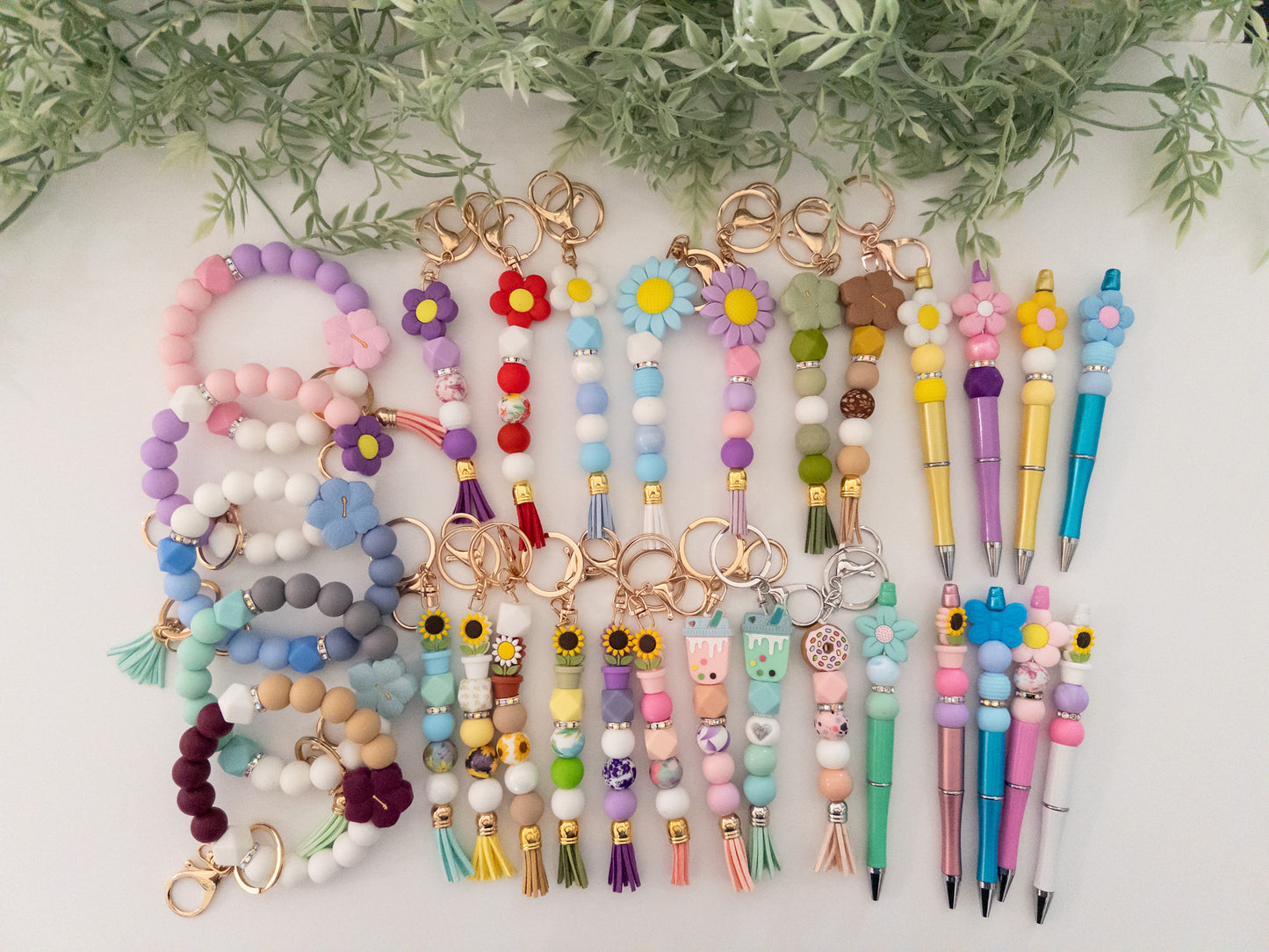 Floral Keychain| Floral Wristlet, Flower Keychain
